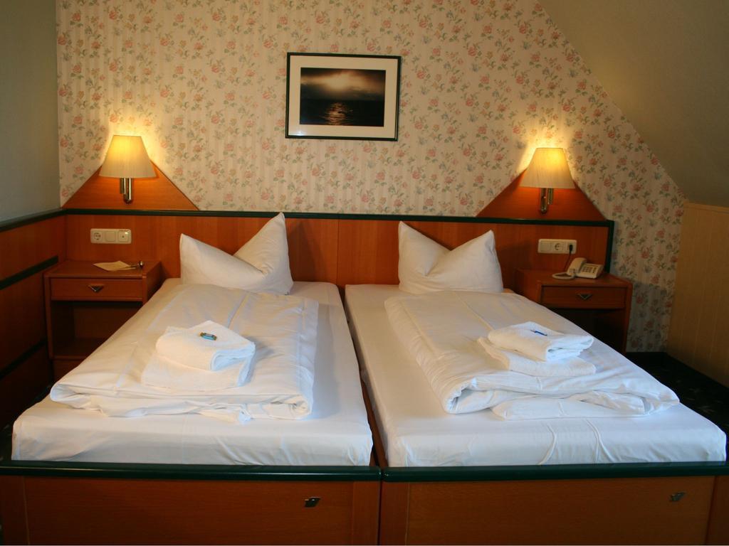 Hotel Seewisch Flessenow Extérieur photo