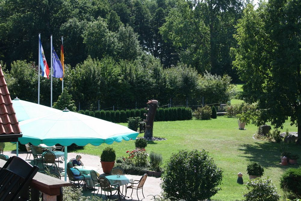 Hotel Seewisch Flessenow Extérieur photo